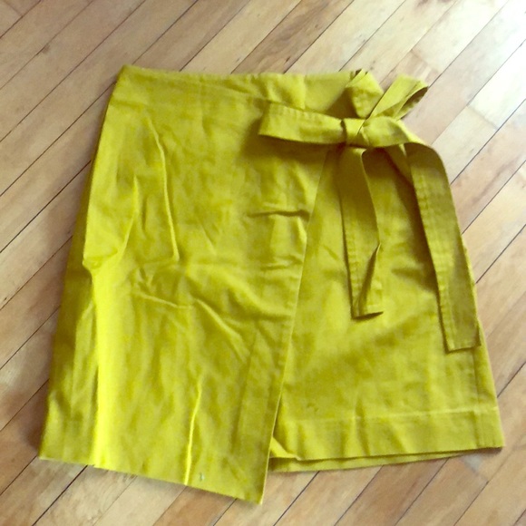 Halogen Front Tie Wrap Skirt - Picture 2 of 6